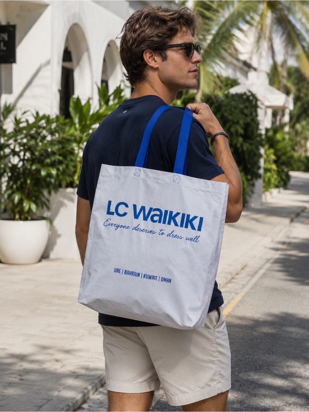 LC Waikiki Tote, Free With Another Purchase